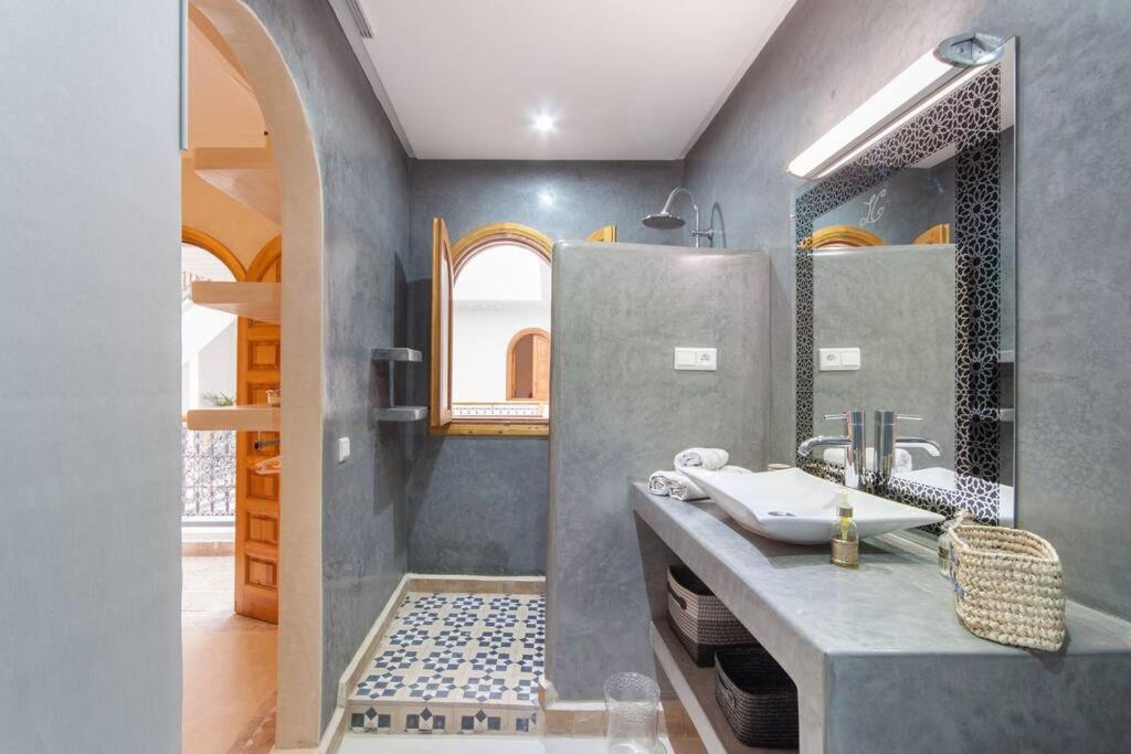 Riad Melilo Avec Piscine Chauffee Marrákes Kültér fotó
