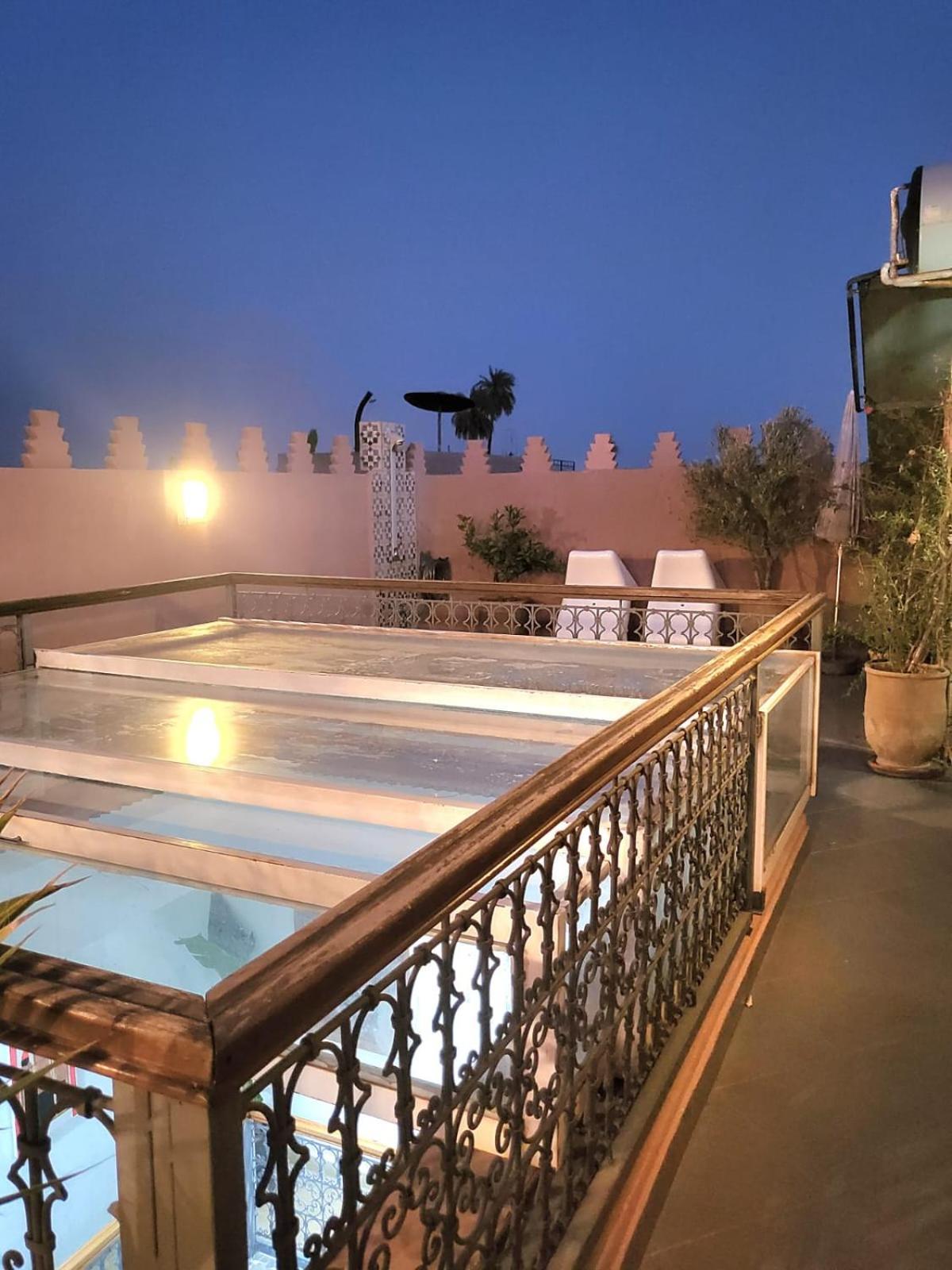 Riad Melilo Avec Piscine Chauffee Marrákes Kültér fotó