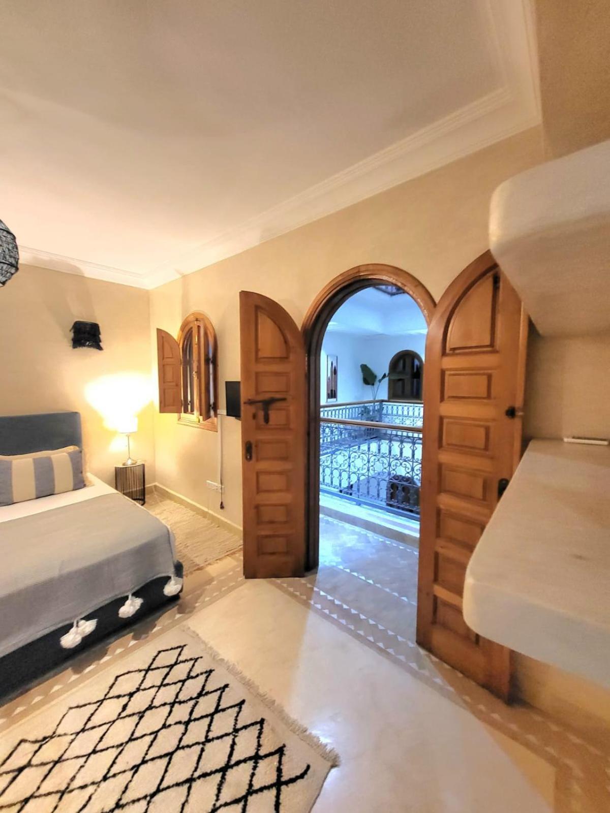 Riad Melilo Avec Piscine Chauffee Marrákes Kültér fotó