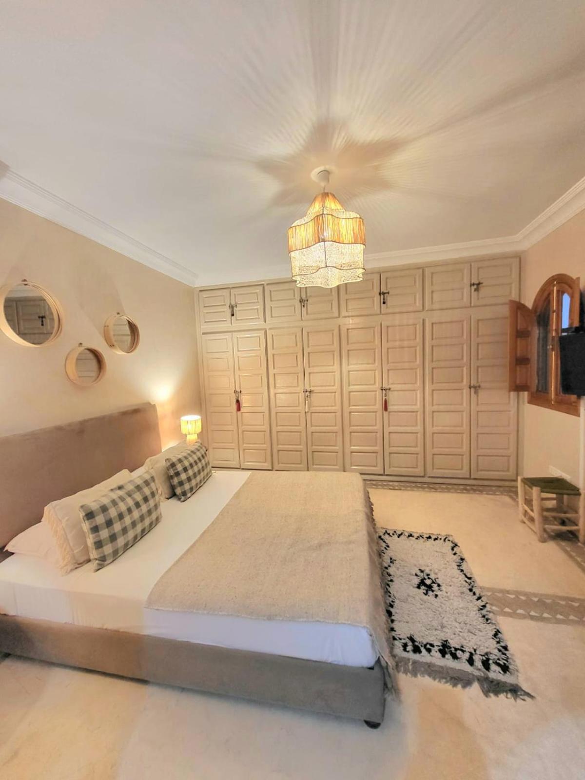 Riad Melilo Avec Piscine Chauffee Marrákes Kültér fotó